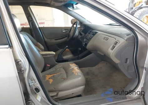 2000 Honda Accord 3.0 Ex from USA, damaged, VIN 1HGCG1650YA086757